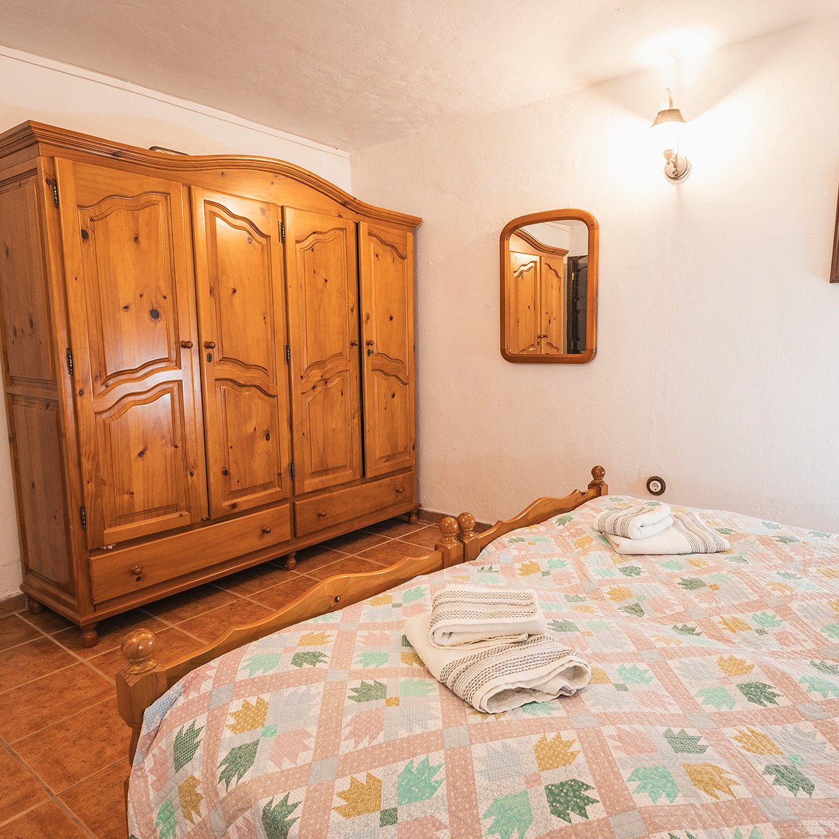 losarcosdellaurel-rooms-trastienda-9